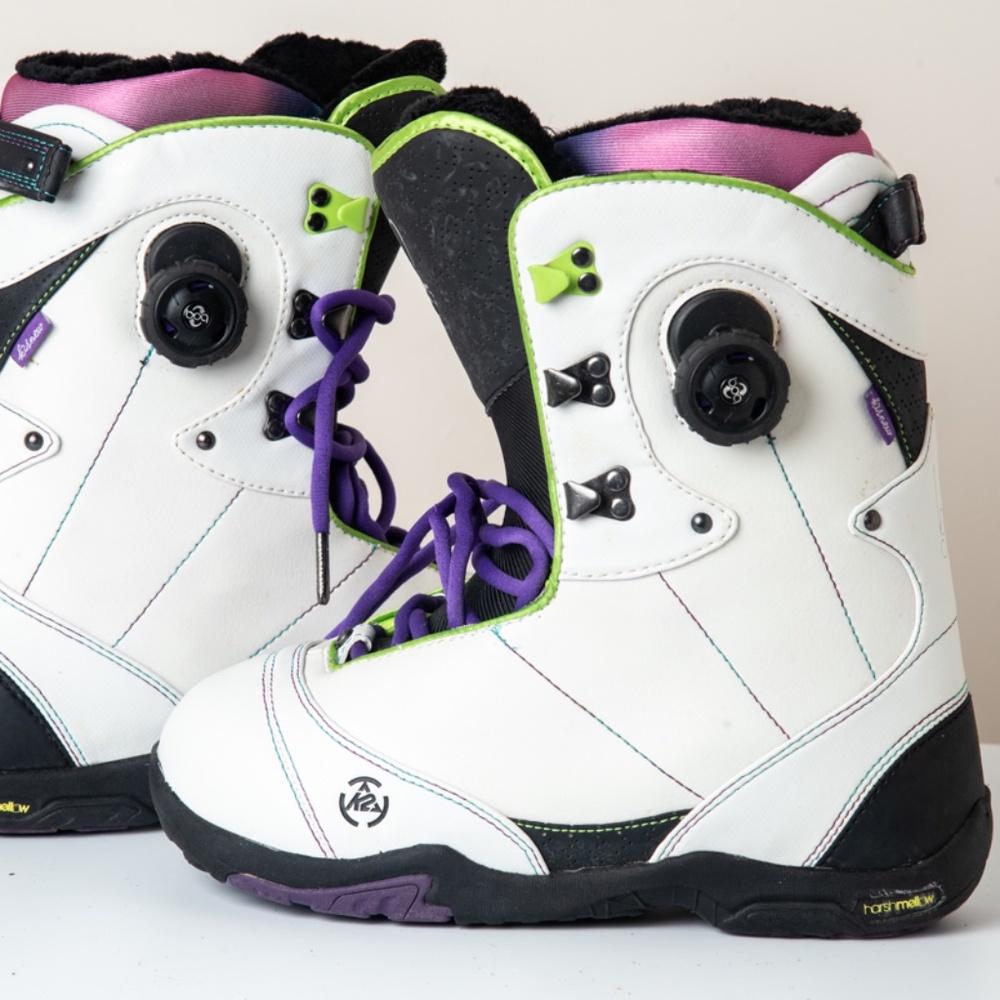 K2 Affair Snowboard Boots - Women"s 7.5 - Picture 2 of 3
